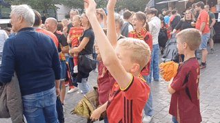 1718701062967033500.gif 1718701062967033500.gif