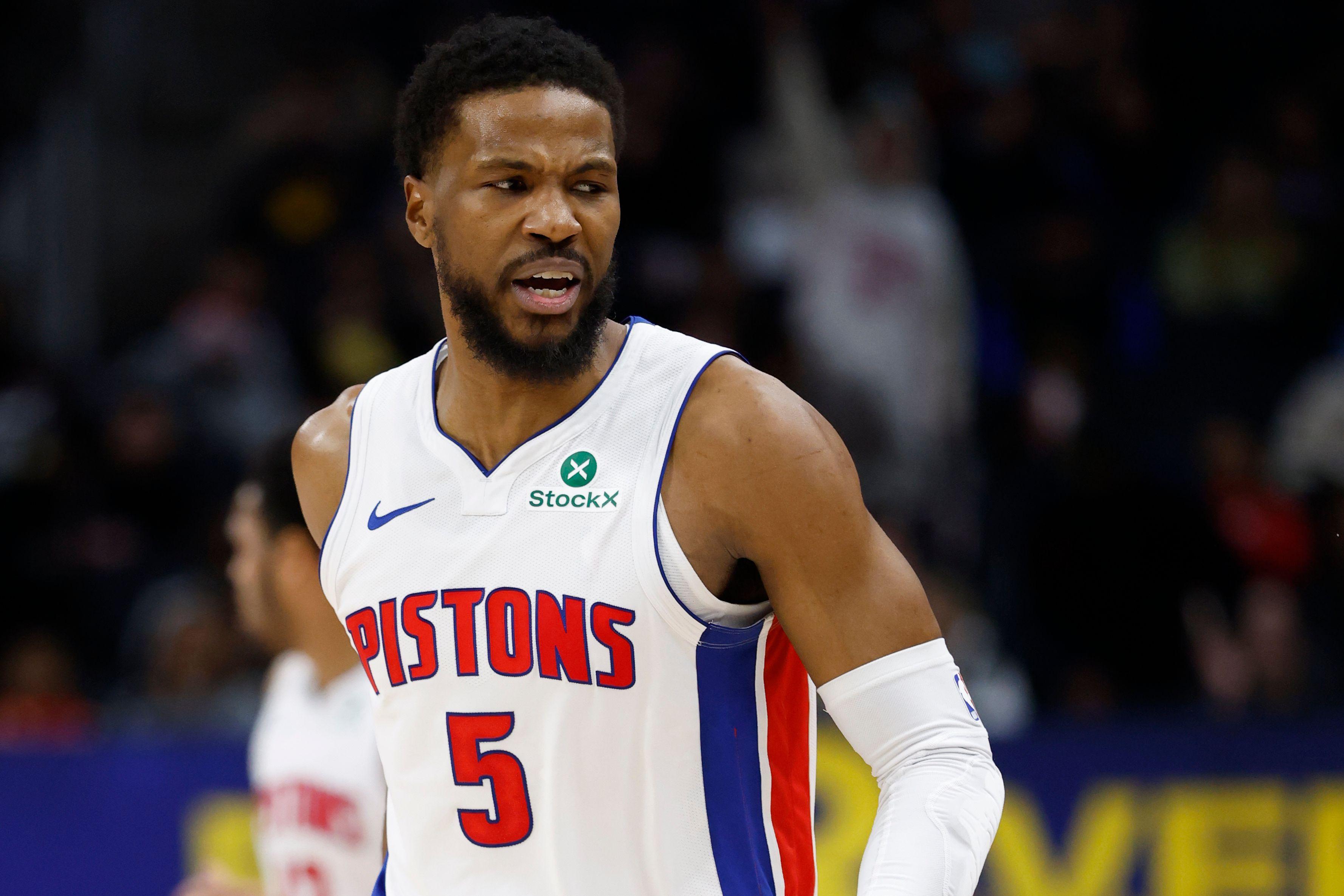 必赢体育-美记：针对比斯利非法投资比赛的指控，联盟正在进行内部调查